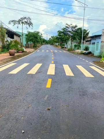 Bán đất thổ cư mặt tiền kinh doanh trung tâm thị trấn Di Linh, cách chợ 3p