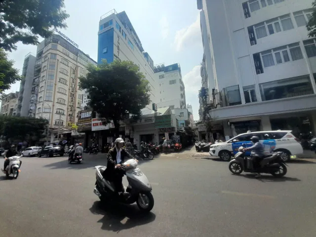 Bán Nhà Mặt Tiền 185 Phạm Ngũ Lão, Phường Phạm Ngũ Lão, Quận 1