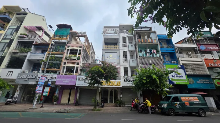 Bán Nhà Mặt Tiền 442-444 Nguyễn Đình Chiểu, P4, Q3