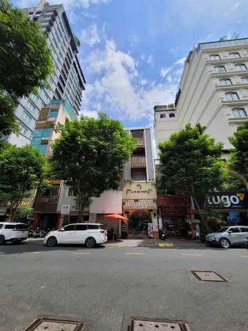 Bán Nhà Mặt Tiền 116 Lê Thị Hồng Gấm, Nguyễn Thái Bình,Q1