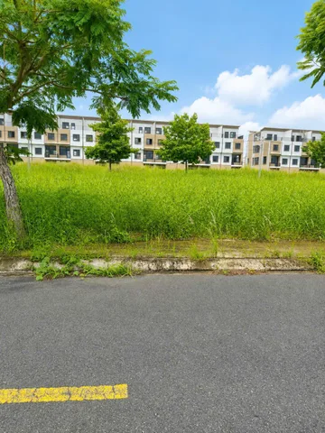 Đất đẹp, giá 1,8 tỷ, khu dân cư Sài Gòn Village, diện tích 5m x 16m, liên hệ 0919089456