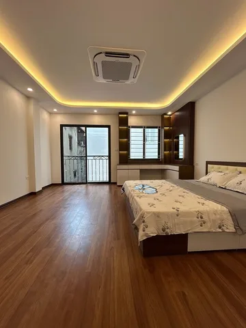 Bán Nhà Đội Nhân. Ba Đình. 6 Tầng Thang Máy. Ô Tô. DT 60m2. MT 4.8m. Giá 16.7 Tỷ.