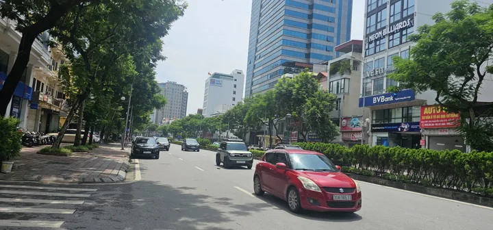 Bán Nhà riêng 51m2 có sẵn 51 m2 thổ cư giá 11.8 tỷ tại Đường Nguyễn Sơn Phường Gia Thụy Quận Long Biên Hà Nội