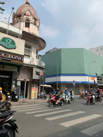 Bán Nhà Mặt Tiền 190 Trần Hưng Đạo, Phường 11, Quận 5