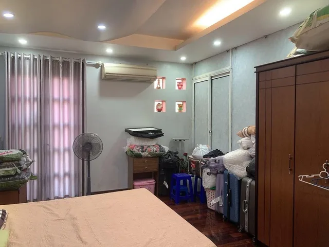 Bán Nhà Thái Hà. Đống Đa. Ô Tô. DT 65m2. MT 5.4m. 6 Tầng. Giá 36.7 Tỷ.