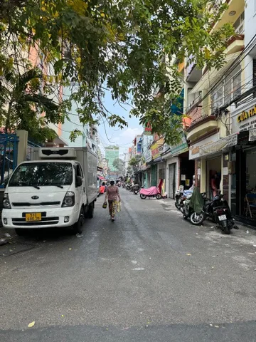NHÀ RỘNG - KINH DOANH - DUY TÂN - HẺM RỘNG XE TẢI TRÁNH NHAU - PHAN ĐĂNG LƯU