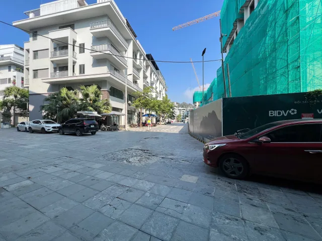 Bán Nhà liền kề Mon Bay Hạ long khu kinh doanh buôn bán sầm uất