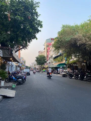 🏡 5 Tầng-12PN-  Phường 05 Quận 10 TP. Hồ Chí Minh