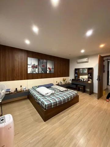 Bán Căn hộ chung cư 120m2 giá 36 tỷ tại Đường Trần Quốc Nghiễn Phường Hồng Hải Thành phố Hạ Long Quảng Ninh