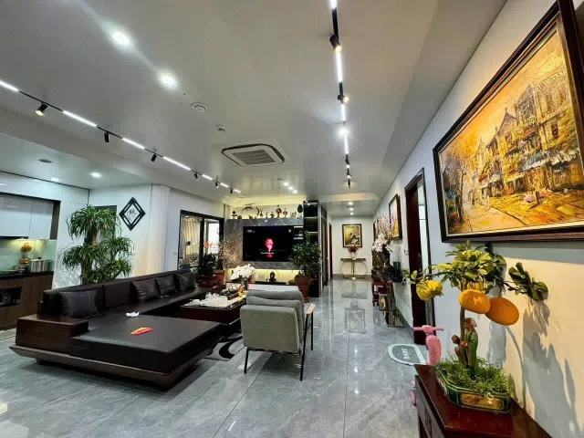 Bán căn hộ 80m² 3 phòng ngủ tại Hoàng Quốc Việt – Giá 5.3 tỷ - 083.848.9898