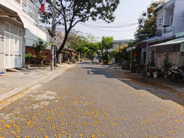 Bán Đất 70m2 có sẵn 70 m2 thổ cư giá 3.45 tỷ tại Xã Vĩnh Thái Thành phố Nha Trang Khánh Hòa