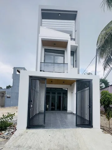 Bán Nhà riêng 69m2 có sẵn 60 m2 thổ cư giá 4.39 tỷ tại Đường Nguyễn Bình Phường Phú Lợi Thành phố Thủ Dầu Một Bình Dương
