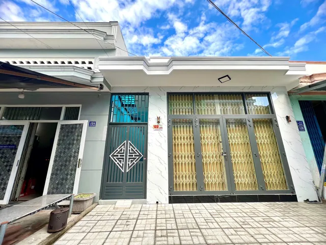 Bán Nhà riêng 90m2 có sẵn 90 m2 thổ cư giá 5.3 tỷ tại Xã Phước Đồng Thành phố Nha Trang Khánh Hòa