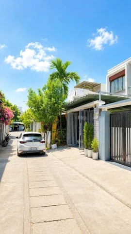 Bán Nhà riêng 94.8m2 có sẵn 94.8 m2 thổ cư giá 2.58 tỷ tại Đường Chu Văn An Phường Nghĩa Lộ Thành phố Quảng Ngãi Quảng Ngãi