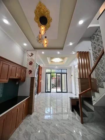 Anh Trai Việt Kiều bán nhà mặt tiền hẽm Quận 9. Giá rẻ cho khách đầu tư - có hỗ trợ vay ngân hàng.