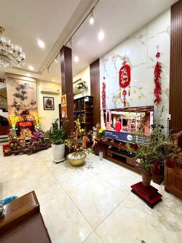 17🏡 CHO THUÊ NHÀ MẶT TIỀN ĐƯỜNG NGŨ HÀNH SƠN – ĐÀ NẴNG