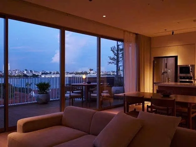 BÁN NHÀ SIÊU PHẨM MẶT PHỐ QUẢNG KHÁNH – TÒA KHÁCH SẠN 9 TẦNG, VIEW HỒ TÂY
