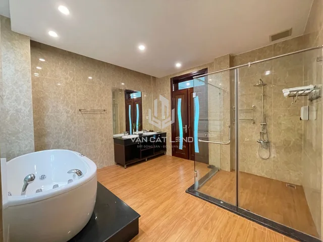 🏨 CHO THUÊ TÒA NHÀ HOTEL & APARTMENTS TRẦN PHÚ – DT 1.429M² – GIÁ 150 TRIỆU/THÁNG