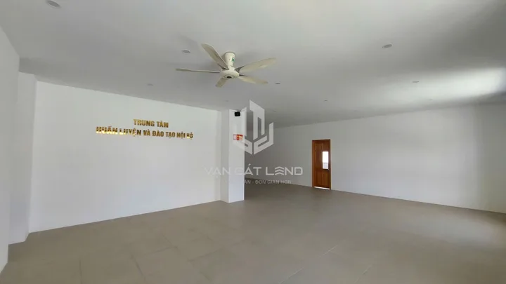 🏢 CHO THUÊ TÒA NHÀ NGUYỄN HỮU CẢNH – DTSD HƠN 1.200M² – GIÁ 90 TRIỆU/THÁNG