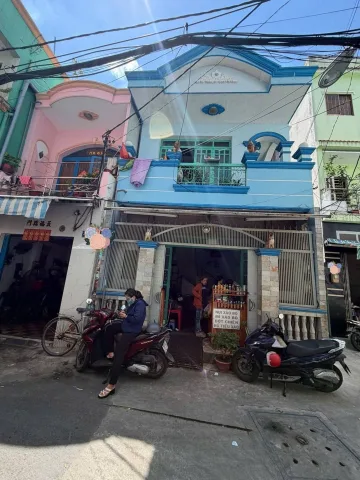 Nhà Gia Phú-Bình Tiên-Q6
- dt 40 m2,ngang 5m, chỉ 4 tỉ