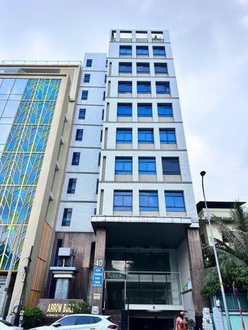 BÁN TÒA NHÀ 40 HOÀNG VIỆT, TÂN BÌNH, 240M² – 2 HẦM 10 TẦNG, HỢP ĐỒNG THUÊ 500TR/THÁNG, ~3.5%/NĂM. GIÁ 170 TỶ.