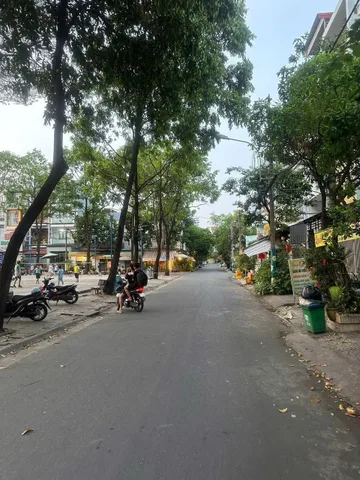 Bán Nhà riêng 68m2 có sẵn 68 m2 thổ cư giá 10.2 tỷ tại đường số 18 - Phường Phước Bình Quận 9 TP. Hồ Chí Minh