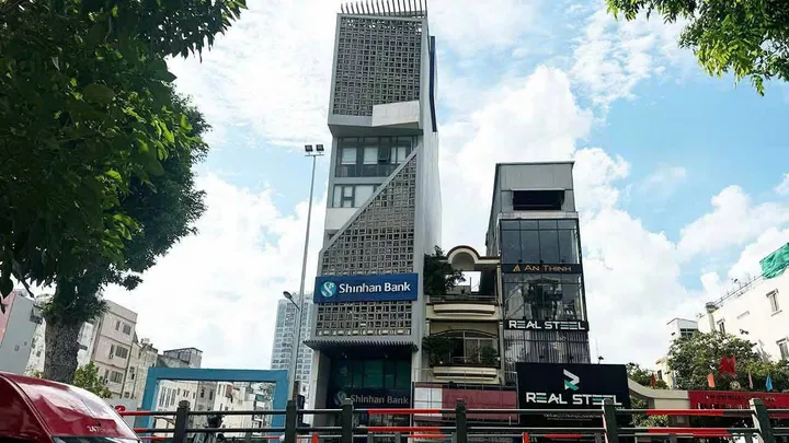 Bán Nhà Mặt Tiền 500 Đường 3 Tháng 2, P.14, Quận 10