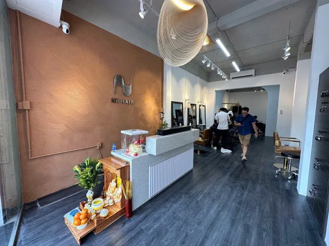 Bán Nhà Mặt Tiền 180B Lê Văn Sỹ, Phường 10, Phú Nhuận