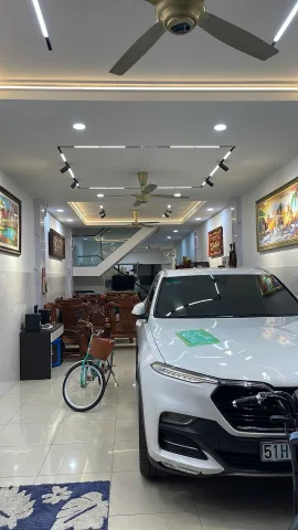 Bán Nhà Mặt Tiền 18 Hồng Lạc, P11, Tân Bình