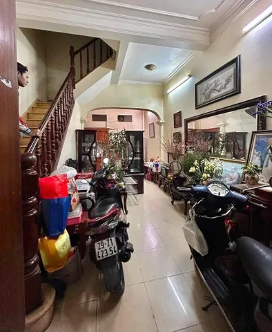 Cho thuê Nhà riêng 40m2 giá 11 triệu tại Đường Đội Cấn Phường Đội Cấn Quận Ba Đình Hà Nội