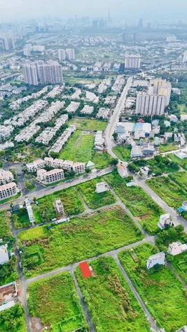 Bán Lô Đất  85m2 full thổ cư, đường Bưng Ông Thoàn, Phường Phú Hữu, Quận 9.