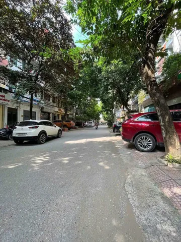 BÁN NHÀ MẶT PHỐ LÊ VĂN LINH – LÕI PHỐ CỔ HOÀN KIẾM – LÔ GÓC – MT RỘNG 12M – 60M² – 95 TỶ