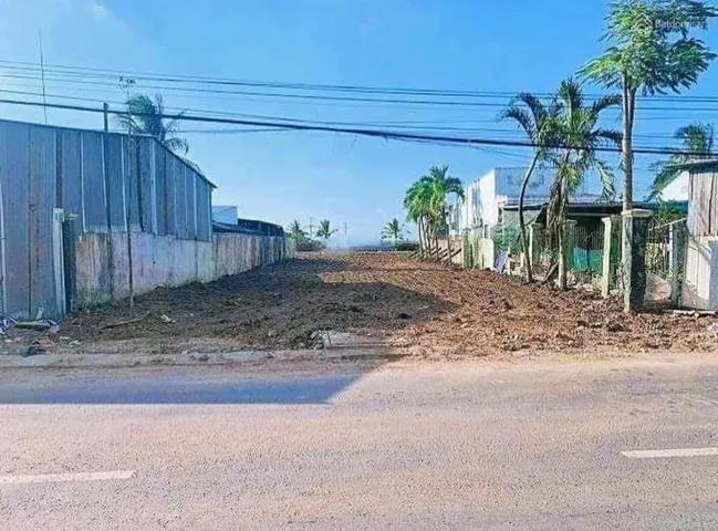 Bán Đất 400m2 có sẵn 200 m2 thổ cư giá 580 triệu tại KCN Mỹ Phước