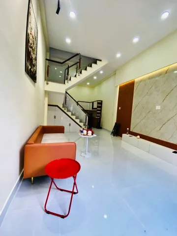 Gần trường mầm non,cấp 1,2.Chạy 10p qua Aeon Tân Phú.