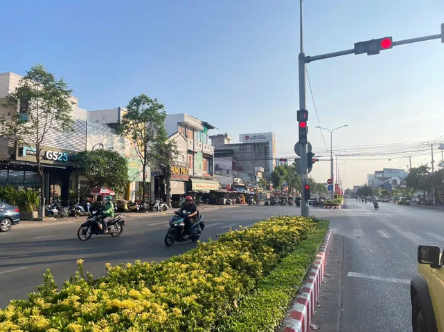 Bán Nhà Đất144m2 thổ cư/ DT: 3.8 x 40 m / giá 14.5 tỷ tại Mặt tiền Đường Nguyễn Văn Cừ, Cái Khế,  Cần Thơ