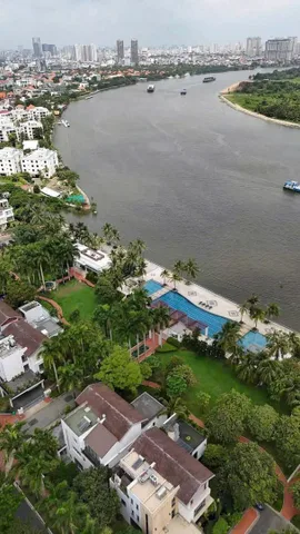 BDS HVL [NC] Cho thuê Biệt thự hiện đại khu compound Kim Sơn, Nguyễn Văn Hưởng Thảo Điền Q.2. Khu an ninh 24/7, có công viên nội khu
