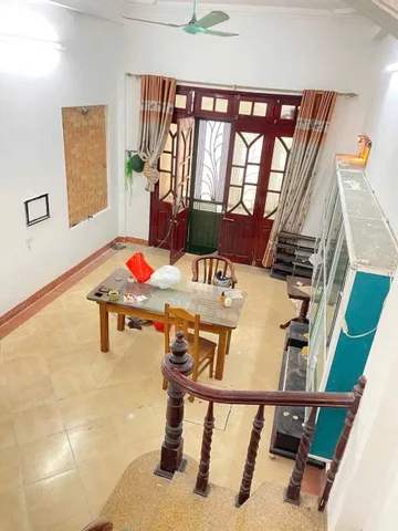 ĐẶNG TIẾN ĐÔNG – ĐỐNG ĐA – 45M² × 4 TẦNG – MT 4M – NHÀ ĐẸP – FULL ĐIỀU HÒA, NÓNG LẠNH – 14 TRIỆU/THÁNG
