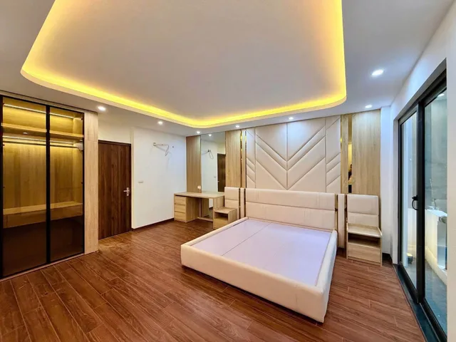 TUYỆT PHẨM ĐẠI LA - NHÀ MỚI KÍNH KOONG - THANG MÁY CHÂU ÂU - Ô TÔ QUA VƯỢNG KHÍ SINH TÀI LỘC