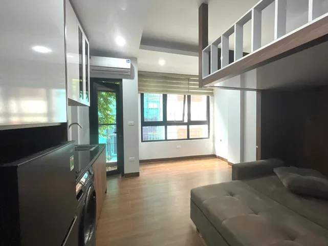 Cho thuê phòng có thang máy ngay gần hvhc, rộng 25m2 tại Đường Xuân La ngay gần hvhc