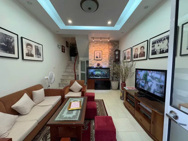 Bán nhà mặt phố Lý Đạo Thành – Hoàn Kiếm – 30m² – 6 tầng – 38 tỷ – gần Hồ Gươm, Nhà Hát Lớn