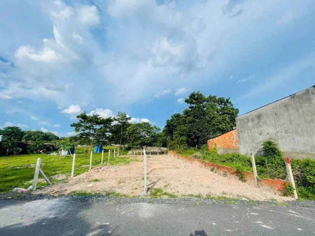 Bán giá 545 triệu/ 450m2 thổ cư, ngay chợ, Mặt QL, gần Uỷ Ban  Xã Minh Thạnh Huyện Dầu Tiếng Bình Dương