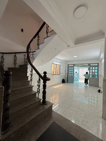 Bán Nhà 3 Tầng, 5 Phòng Ngủ, Xe Hơi 7 Chổ Đậu Trong Nhà, Ngã 4  Nguyễn Thị Thập, Nguyễn Văn Quỳ, 6.9 Tỷ