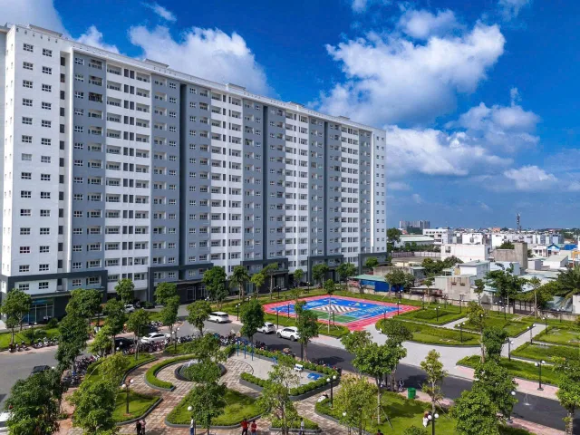 👍 Nhà mặt tiền huỳnh bá chánh bình chánh cách nhi đồng Thành Phố 2km👍