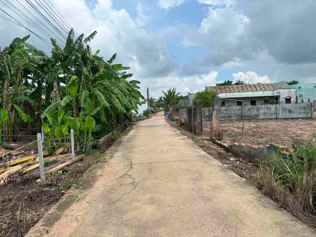 Bán Đất 523m2 có sẵn 100 m2 thổ cư giá 4.1 tỷ tại - Chọn - Xã Bàu Cạn Huyện Long Thành Đồng Nai
