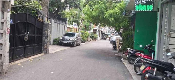NHÀ ĐẸP - 5 TẦNG - HXH - Ô TÔ ĐẬU TRƯỚC NHÀ - 63 M² - TÔ HIẾN THÀNH- CÁCH MẠNG THÁNG 8 - CV LÊ THỊ RIÊNG