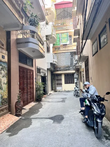 Bán Nhà TRUNG KÍNH 47M² 5 TẦNG MT 5M - PHÂN LÔ - Ô TÔ ĐỖ CỬA - 2 THOÁNG - VIEW SÂN TRƯỜNG - KINH DOANH