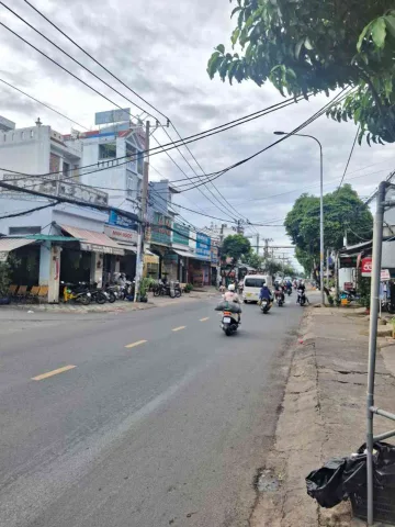 BÁN NHÀ MẶT TIỀN ĐƯỜNG 30M BÌNH TRỊ ĐÔNG BÌNH TÂN 93M² 3 TẦNG 14.5 TỶ THANG MÁY