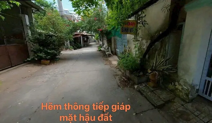 Bán Nhà Phố 127m2 có sẵn 75.1 m2 thổ cư giá 5.5 tỷ tại Đường Nguyễn Huệ Phường 2 Thành phố Vĩnh Long Vĩnh Long