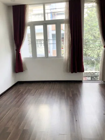 NHÀ ĐẸP 4 TẦNG –XE TẢI NÉ - HƯƠNG LỘ2 - BT  ( 78m² Vuông A4)