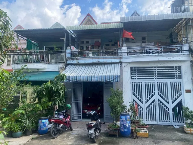 BÁN 2 CĂN NHÀ CẠNH NHAU 2 SỔ RIÊNG - MỖI CĂN 60M2 2 TẦNG - ĐƯỜNG NHỰA 10 MÉT GẦN VINCOM 550